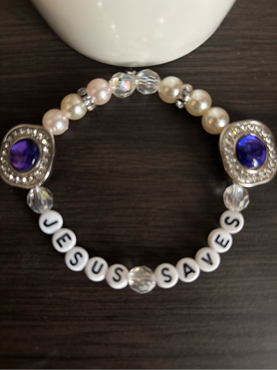 Jewelry - Religious 'Jesus Saves' Beaded Bracelet with Purple Accent Stones